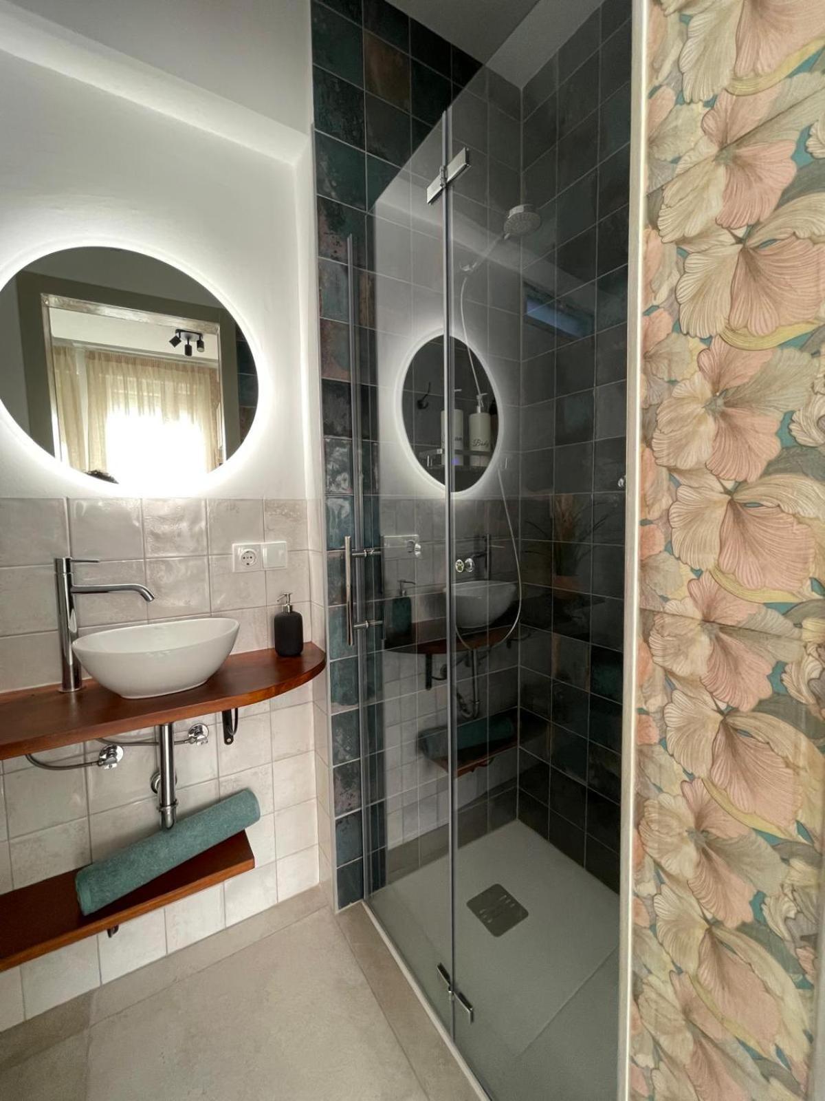 Ferienwohnung Vivir Arpisama Sevilla Exterior foto