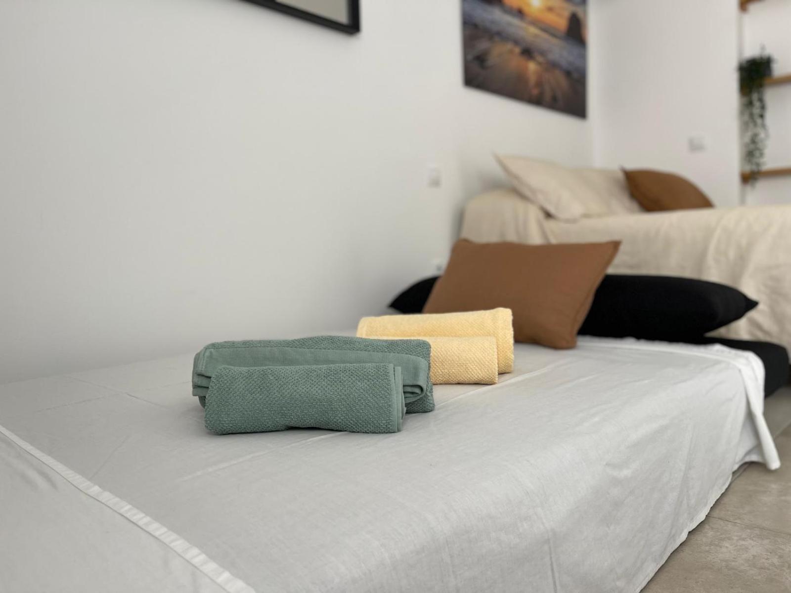 Ferienwohnung Vivir Arpisama Sevilla Exterior foto
